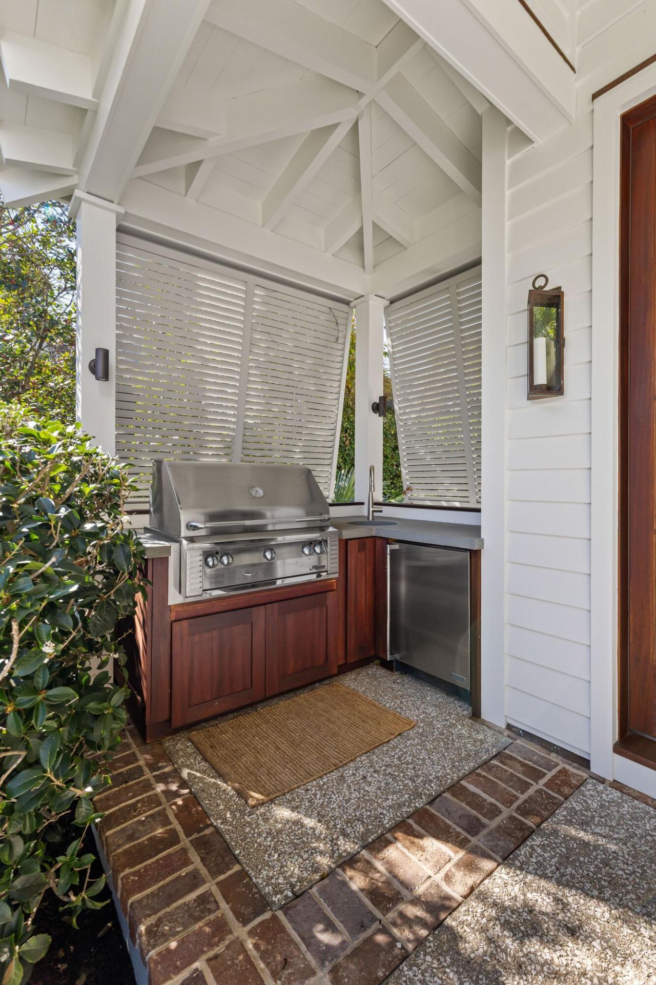 180 Ithecaw Creek Street Photo 15