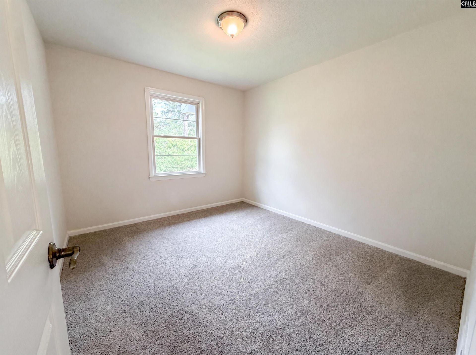 1513 Alpha Court  Photo 11