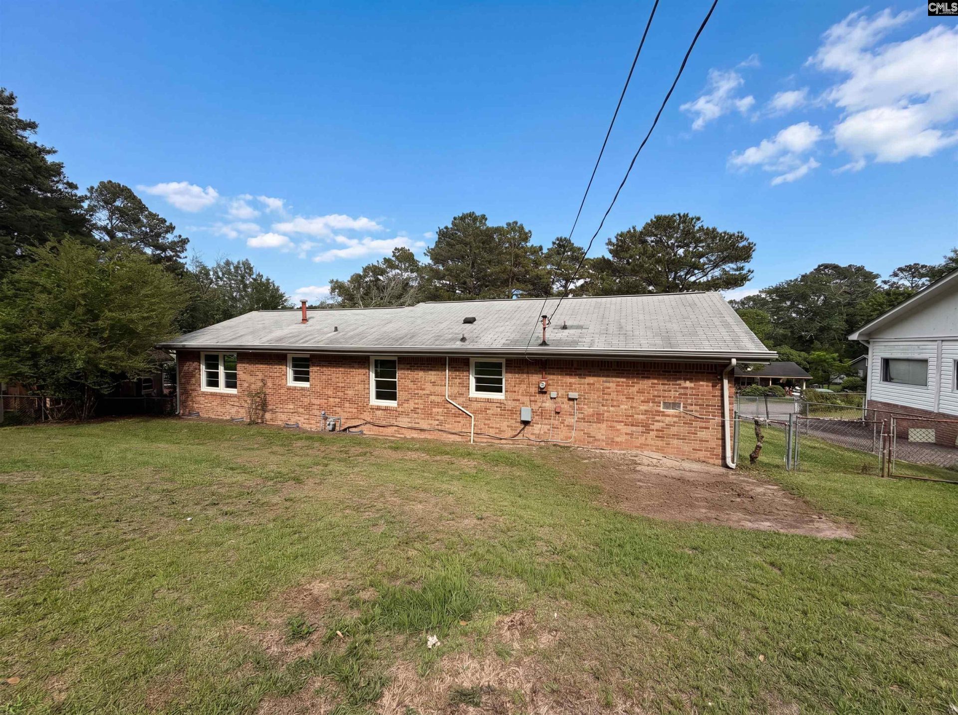 1513 Alpha Court  Photo 5