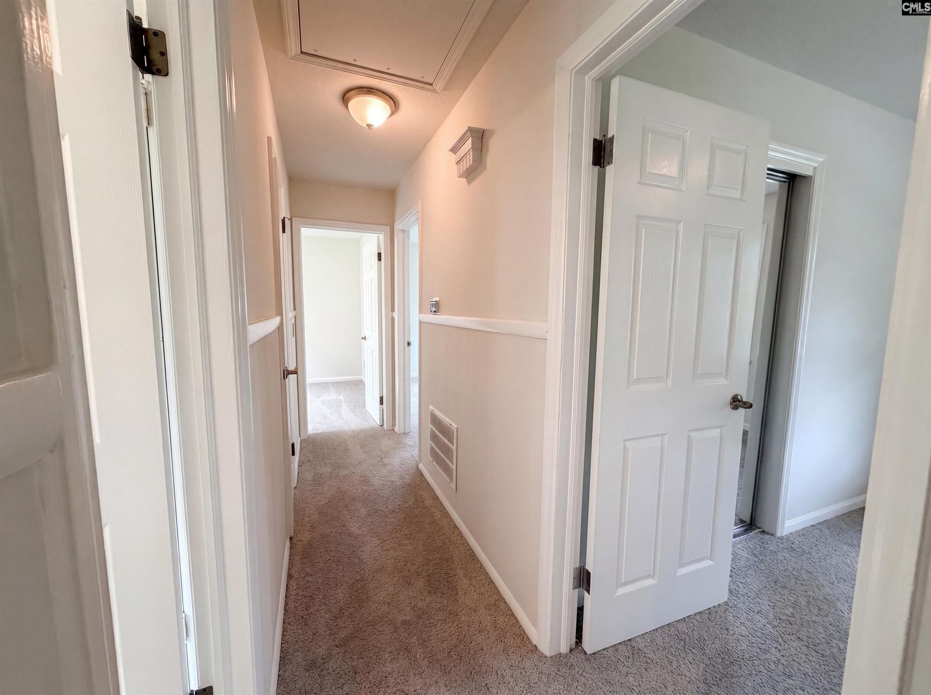 1513 Alpha Court  Photo 9