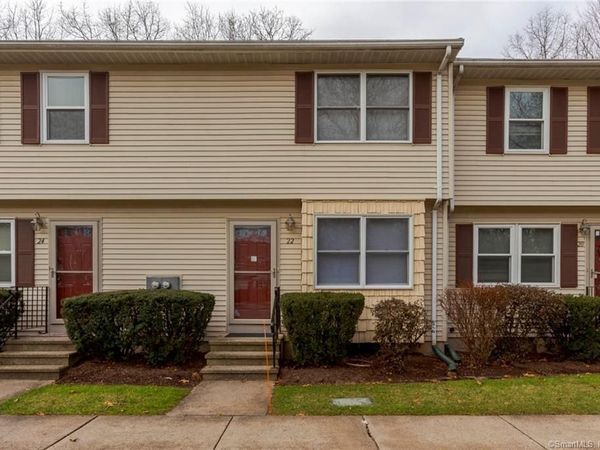 22 Windwood , Unit 22, Windsor Locks, CT 06096