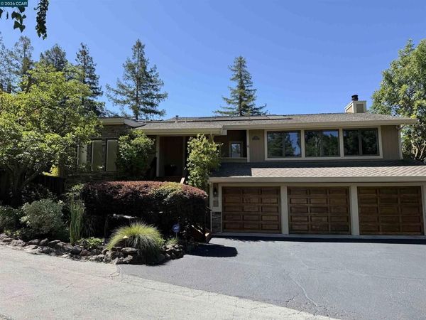 304 Livorna Heights Rd , Alamo, CA 94507