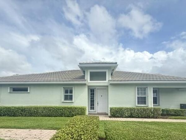 4645 SE Bridgetown Court, Stuart, FL 34997