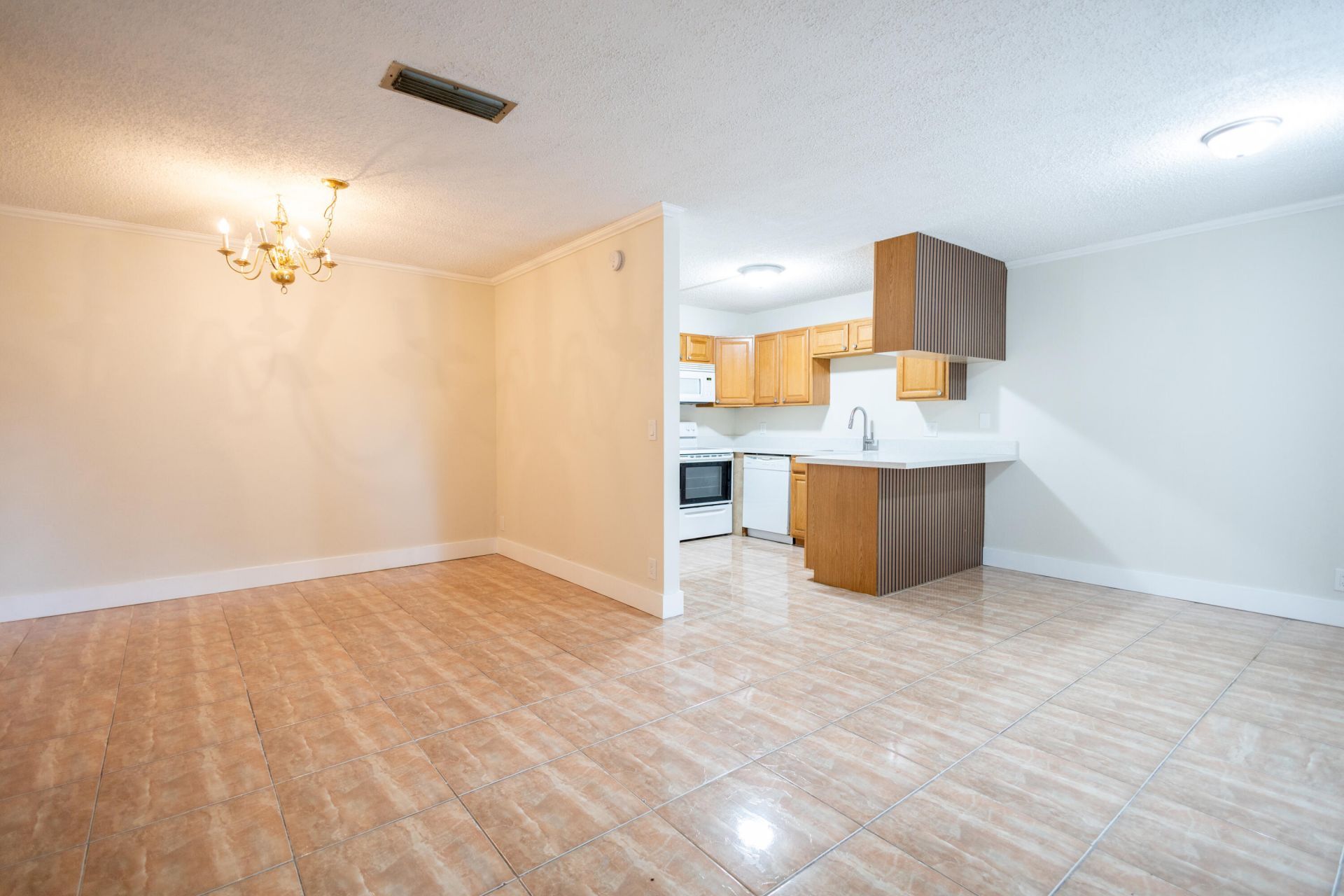 317 Woodland Road, Palm Springs, FL 33461 Photo