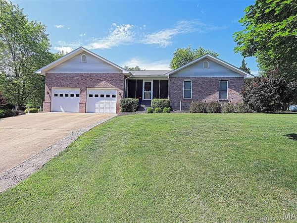 143 Terrace Garden Lane, Farmington, MO 63640