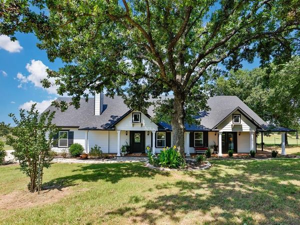 123 County Road 123, Gainesville, TX 76240