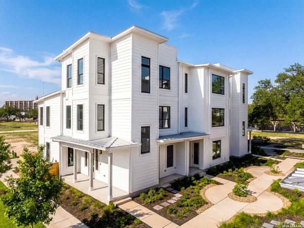 414 SANTA CLARA PL, San Antonio, TX 78210