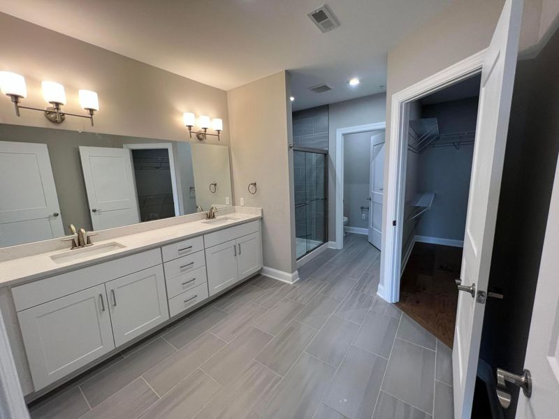 5285 Highpointe Lakes Drive, Unit 303, Columbus, OH 43081 Photo 21
