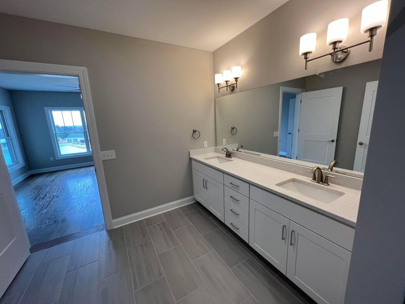 5285 Highpointe Lakes Drive, Unit 303, Columbus, OH 43081 Photo 25