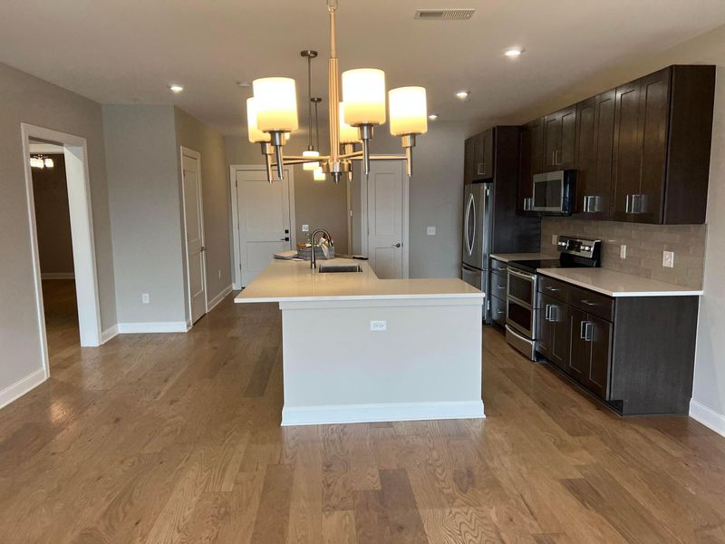 5285 Highpointe Lakes Drive, Unit 303, Columbus, OH 43081 Photo 30