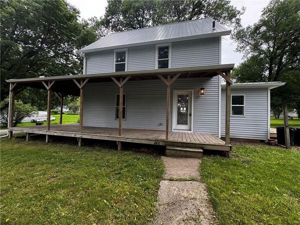 400 Park st Street, Tarkio, MO 64491