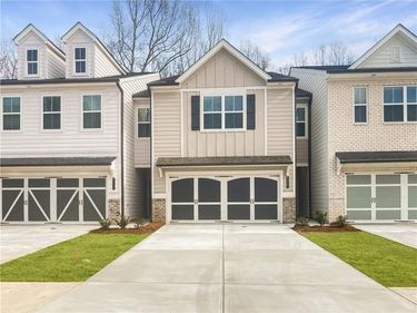 5141 Sidney Square Drive, Flowery Branch, GA 30542
