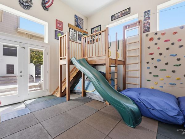 8695 W Lillywood, Boise, ID 83709