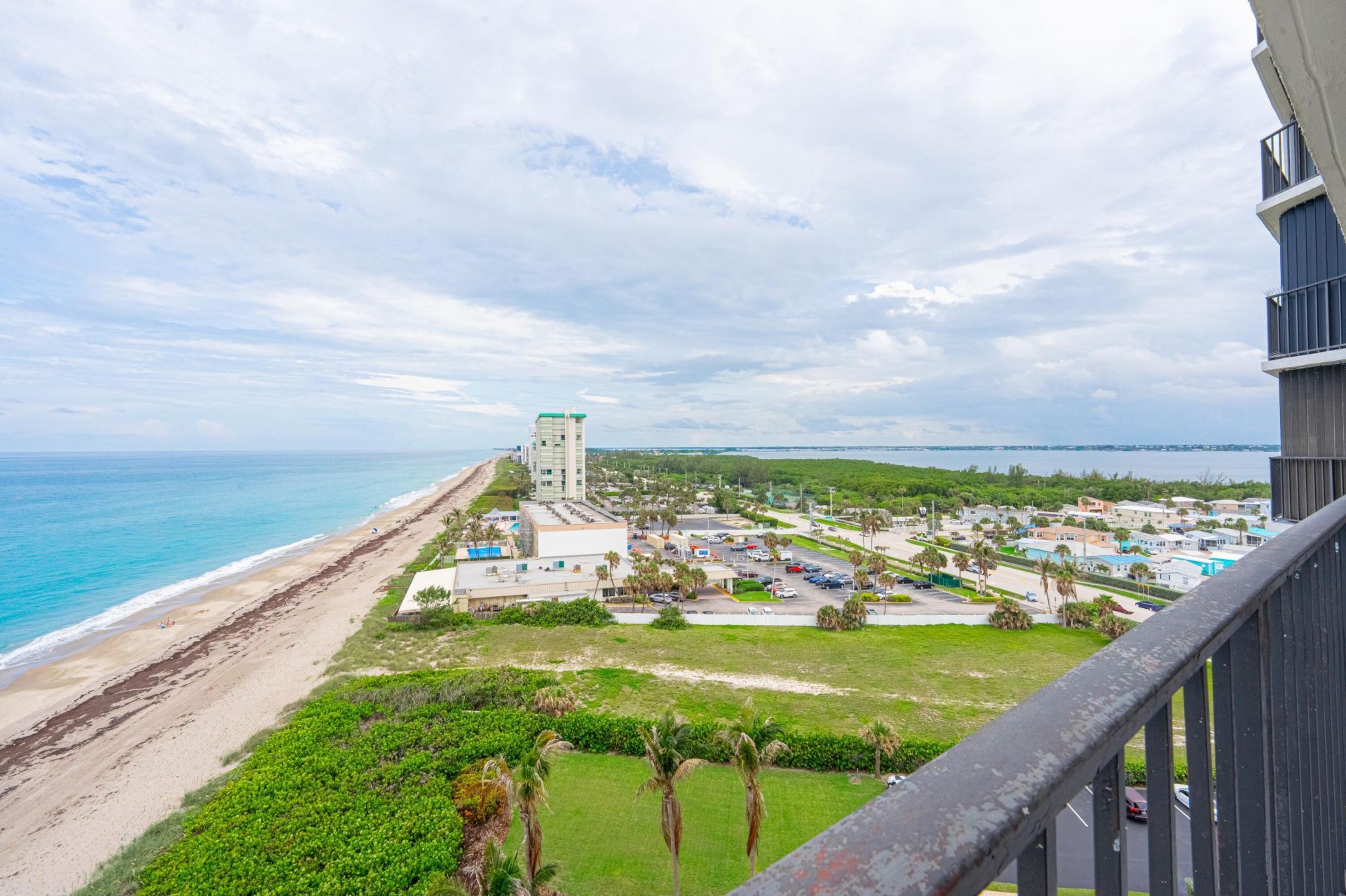 9650 S Ocean Drive, Unit 1106, Jensen Beach, FL 34957 Photo