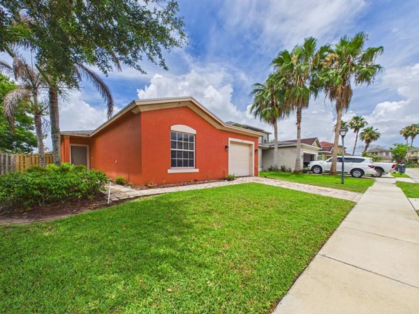 157 Blue Grotto Drive, Fort Pierce, FL 34945