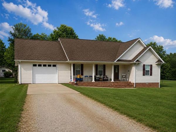 11679 Finley Drive , Dexter, MO 63841