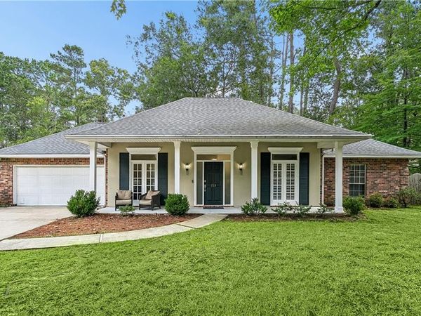 213 LONGFELLOW Lane , Mandeville, LA 70448