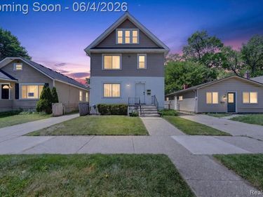351 Edgewood Place, Ferndale, MI 48220