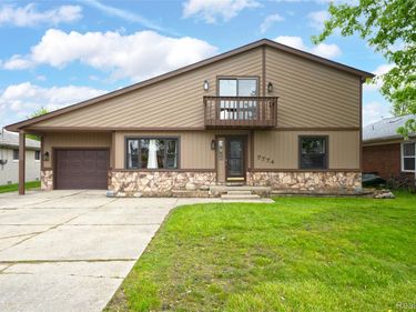 7774 Colony Drive, Clay Township, Mi 48001