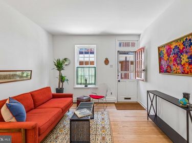 2410 MANNING STREET, PHILADELPHIA, PA 19103