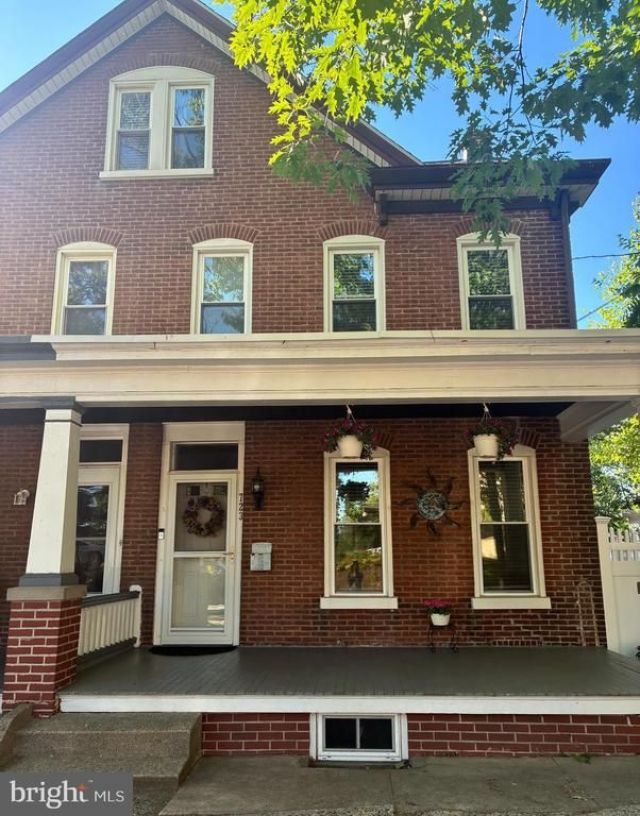 723 N CHARLOTTE STREET, POTTSTOWN, PA 19464