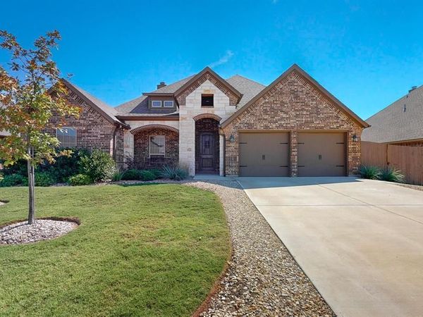 160 Melbourne Drive, Willow Park, TX 76087