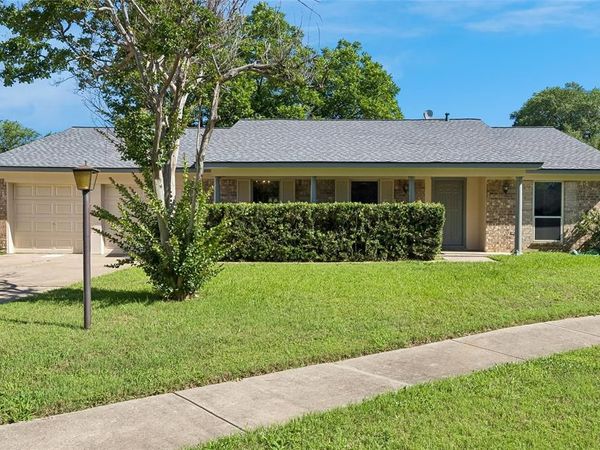 7625 Circle Drive, North Richland Hills, TX 76180