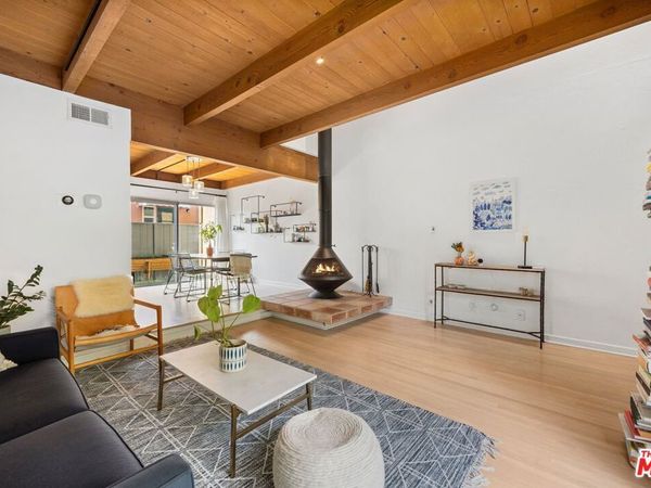 1552 Harvard Street , Unit 3, Santa Monica, CA 90404