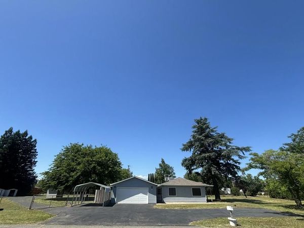 5050 Bo Peep Lane, Redding, CA 96002