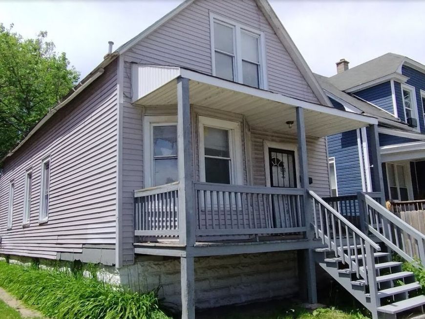 Main Photo