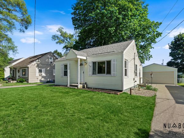 114 Nancy Street SE, Grand Rapids, MI 49548