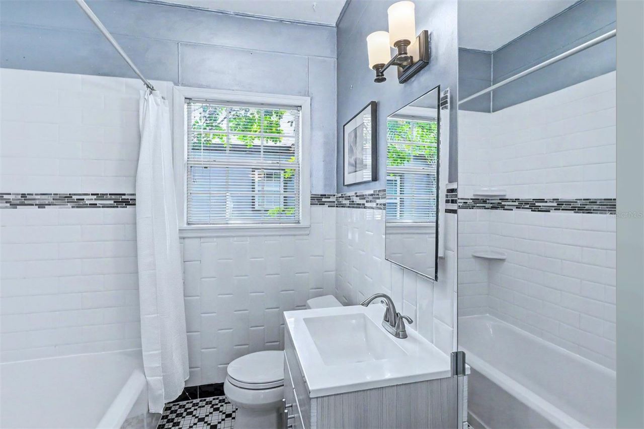 1127 22nd Avenue N, Saint Petersburg, FL 33704 Photo
