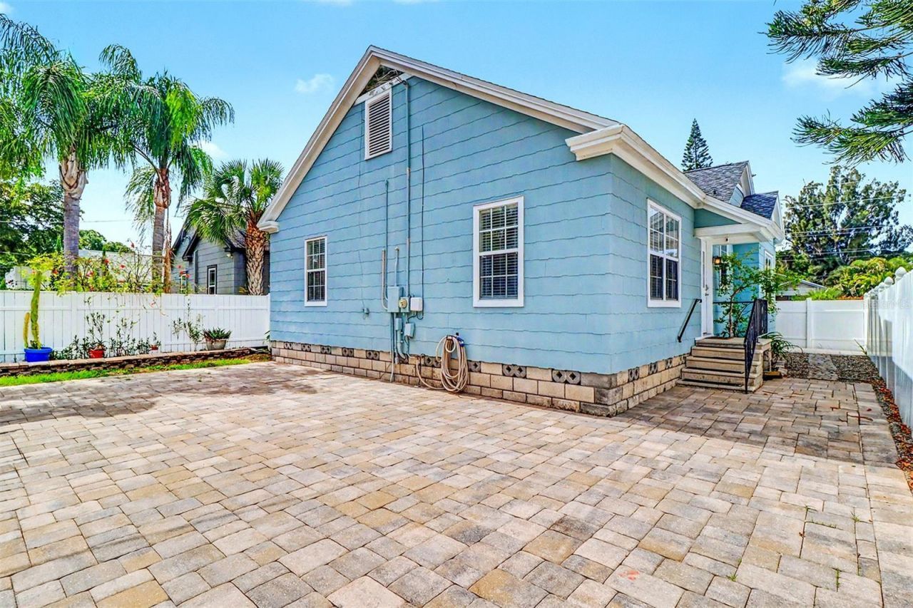 1127 22nd Avenue N, Saint Petersburg, FL 33704 Photo