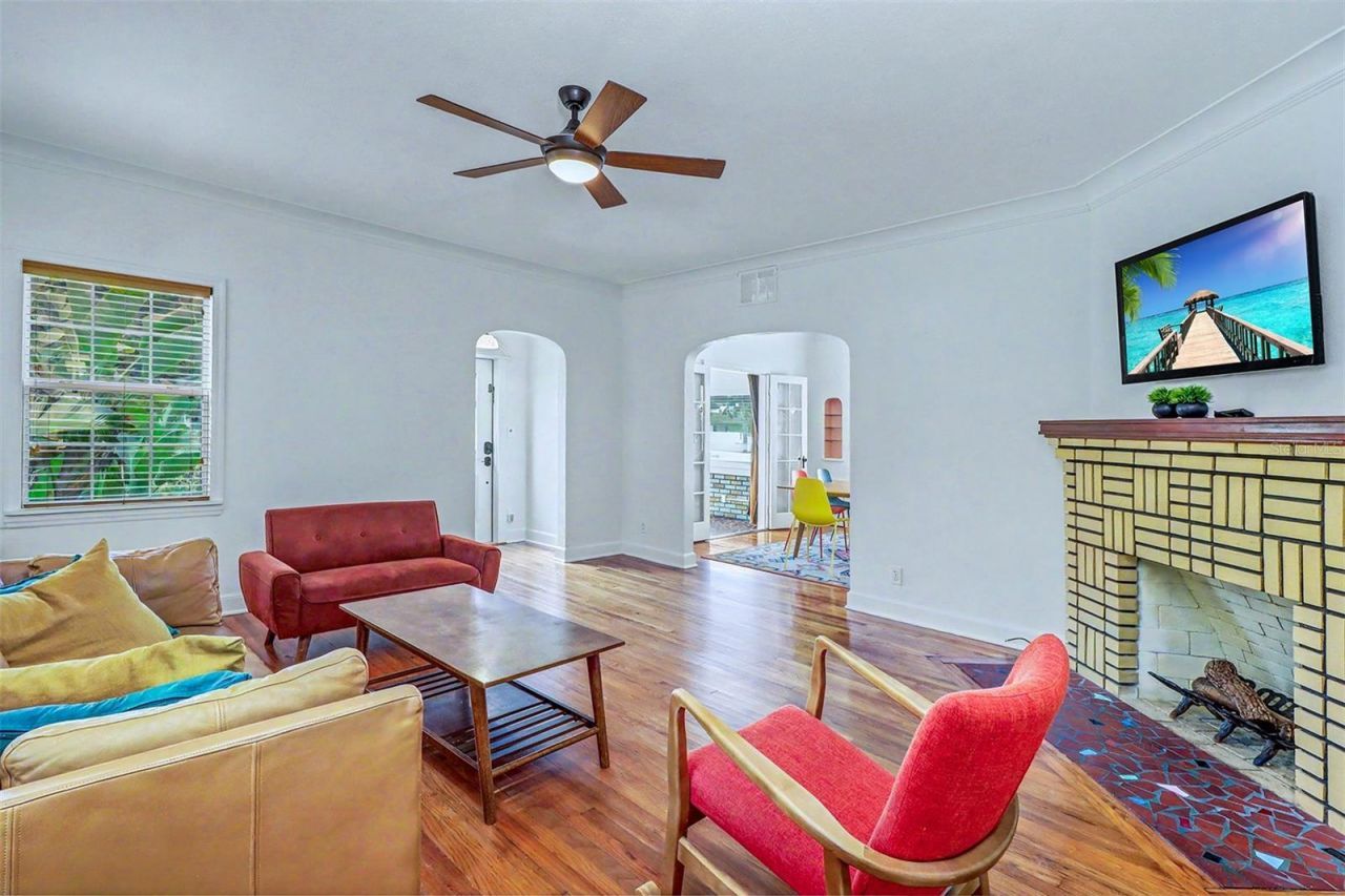 1127 22nd Avenue N, Saint Petersburg, FL 33704 Photo