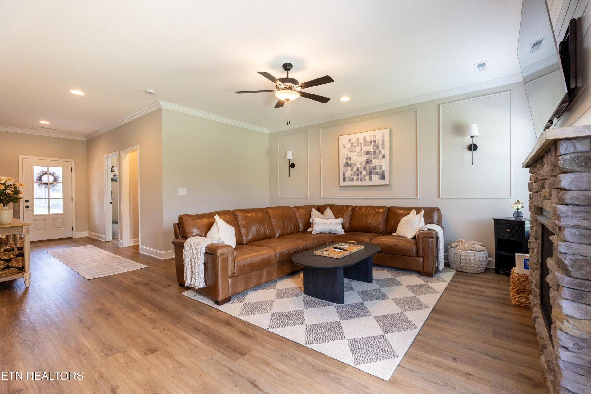 117 Songberry St, Oak Ridge, TN 37830 Main Photo