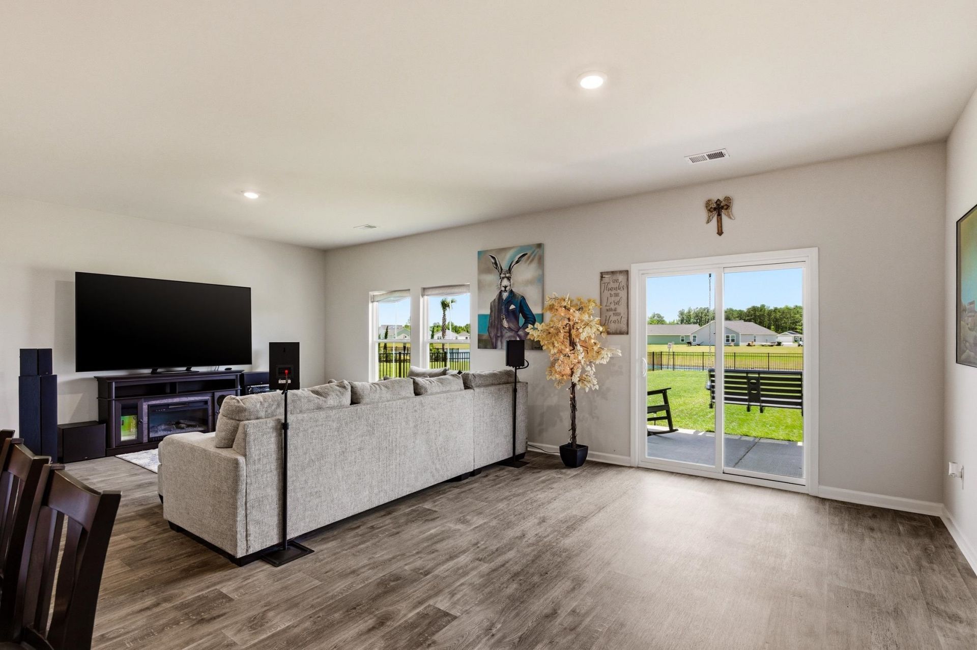 259 Warner Crossing Way  Photo 8