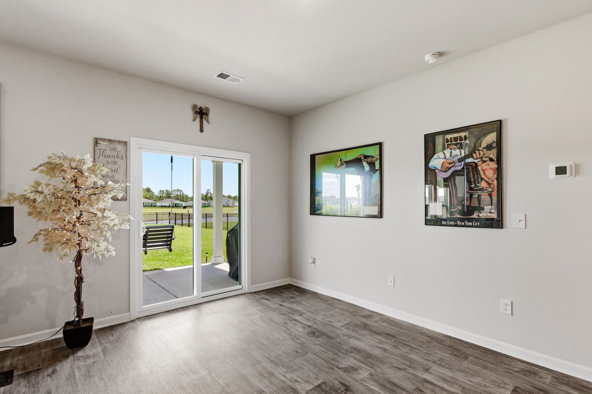 259 Warner Crossing Way  Photo 9