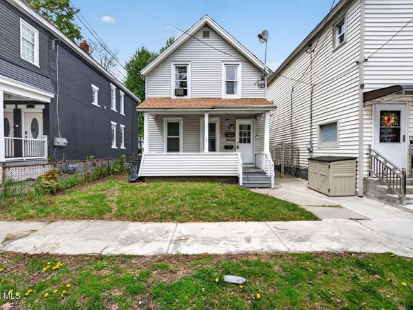 1325 6th Avenue, Schenectady, NY 12303