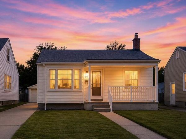 530 Mill Street, Lincoln Park, MI 48146