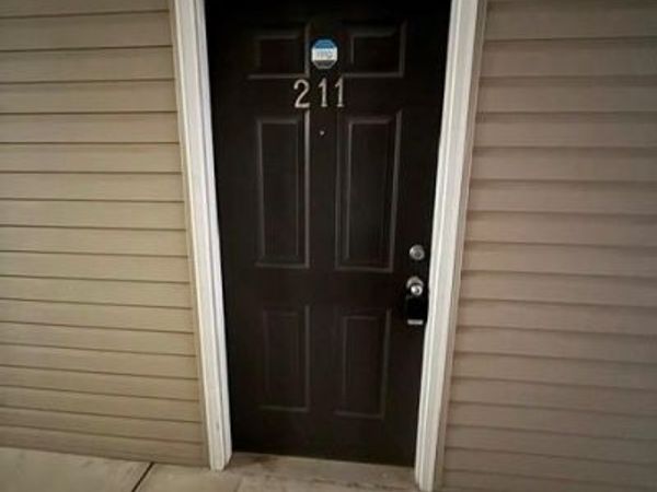 4455 Brassfield Drive , Unit 211, Winston-Salem, NC 27105
