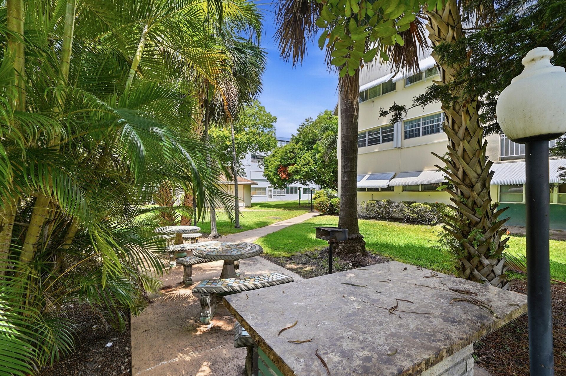 1333 E Hallandale Beach Boulevard, Unit 335, Hallandale Beach, FL 33009 Photo