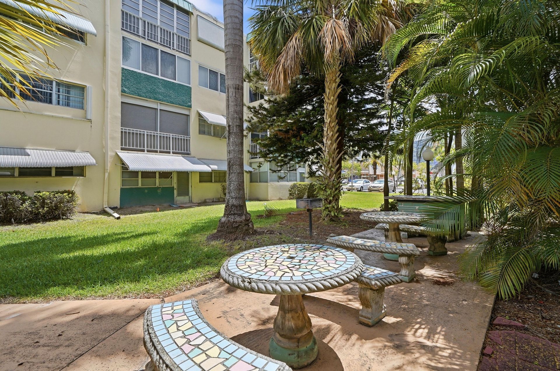 1333 E Hallandale Beach Boulevard, Unit 335, Hallandale Beach, FL 33009 Photo