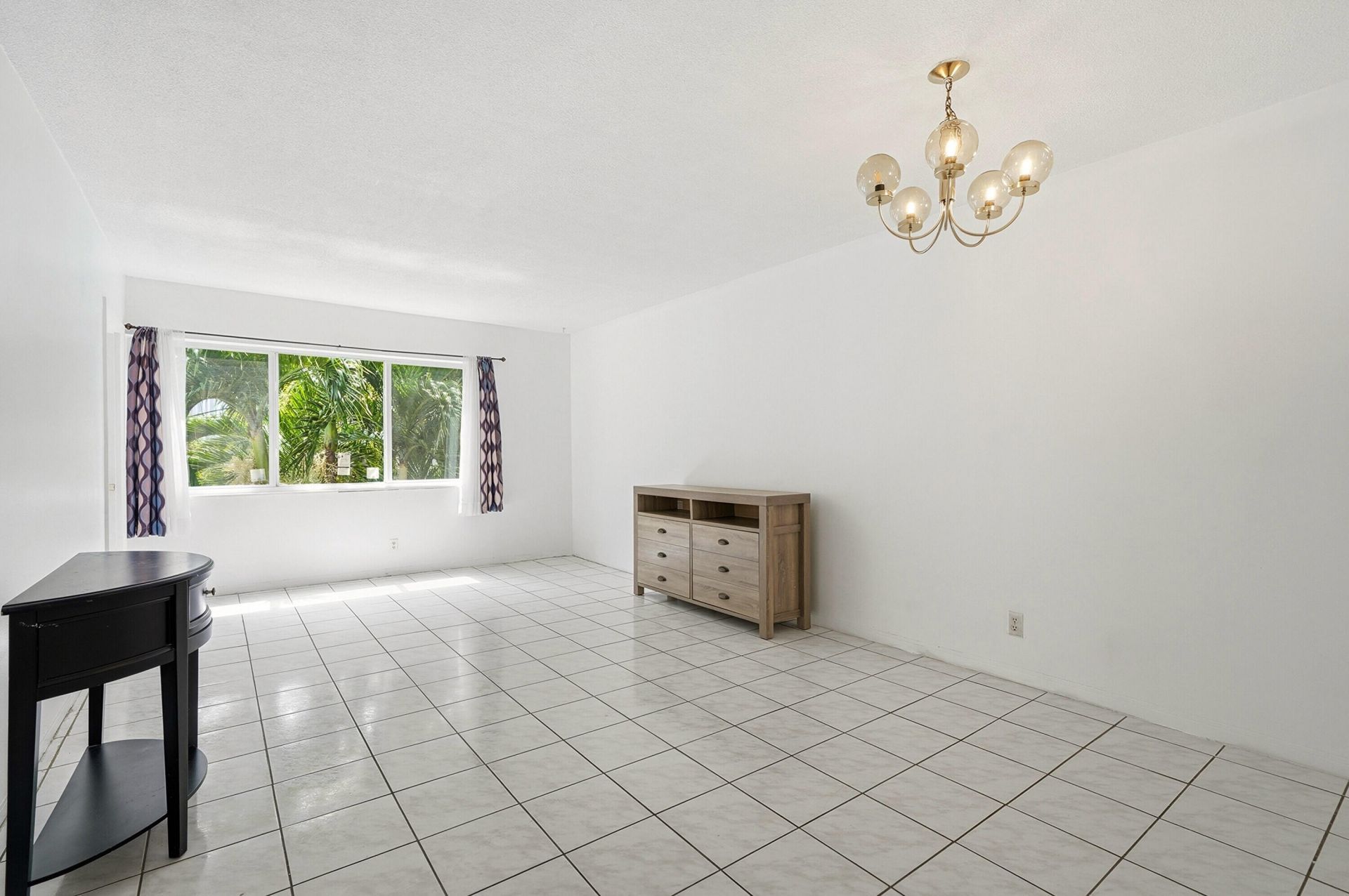 1333 E Hallandale Beach Boulevard, Unit 335, Hallandale Beach, FL 33009 Photo