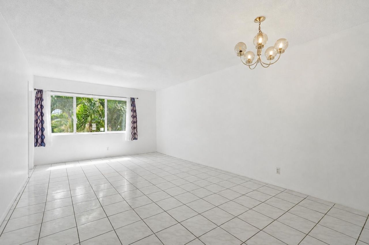 1333 E Hallandale Beach Boulevard, Unit 335, Hallandale Beach, FL 33009 Photo