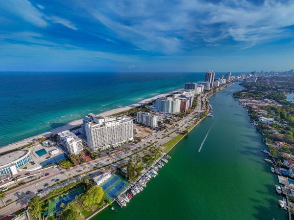 5401 Collins Avenue, Unit 620, Miami Beach, FL 33140