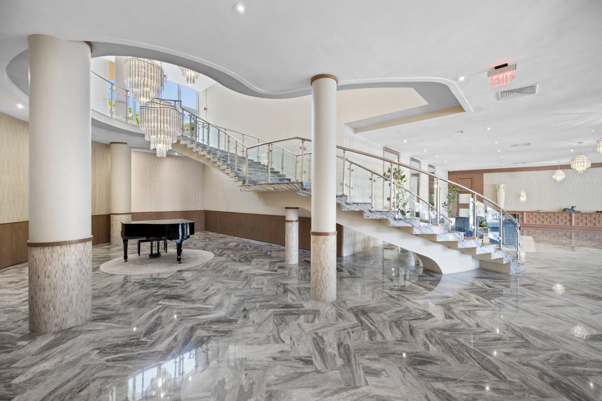 5401 Collins Avenue, Unit 620, Miami Beach, FL 33140 Photo