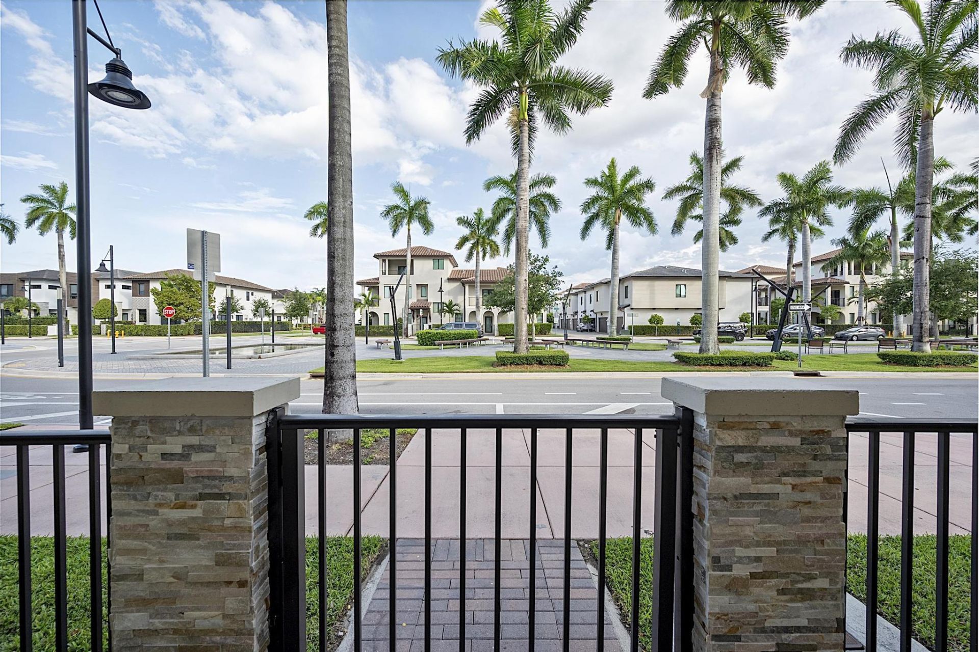 8321 Central Park Boulevard, Doral, FL 33166 Photo