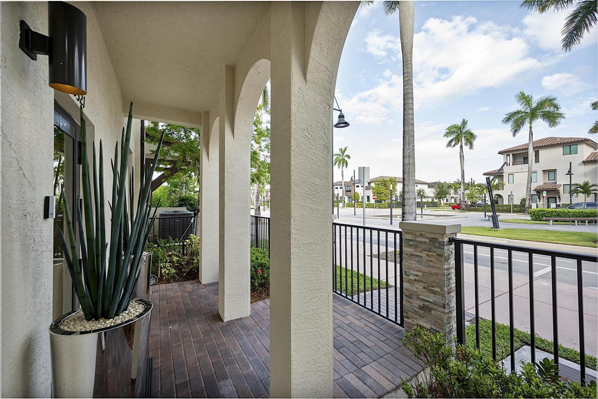 8321 Central Park Boulevard, Doral, FL 33166 Photo
