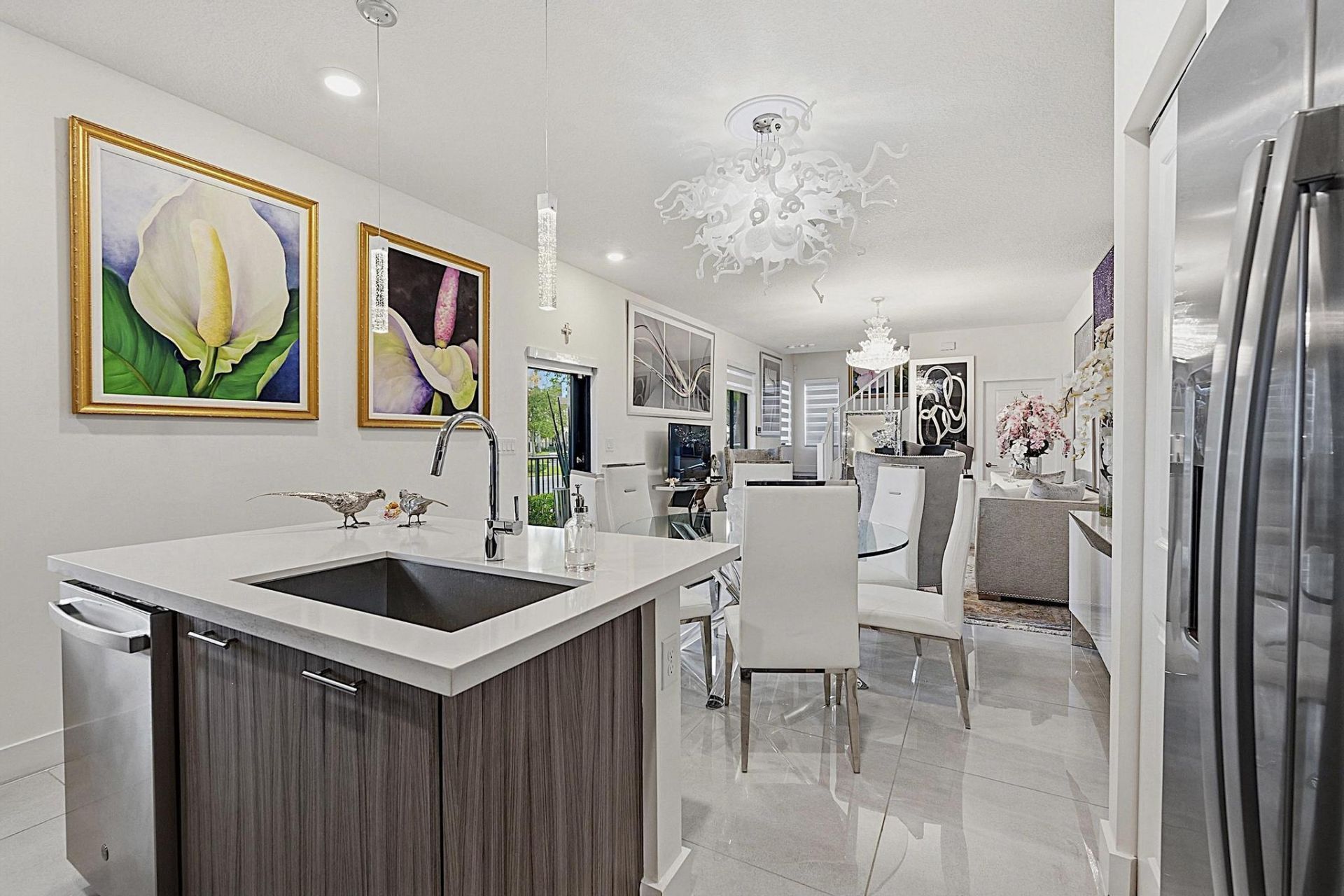 8321 Central Park Boulevard, Doral, FL 33166 Photo