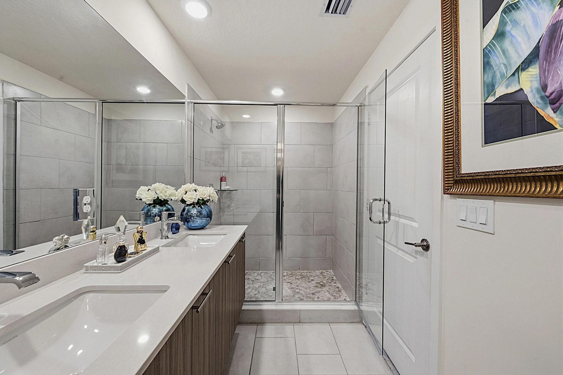 8321 Central Park Boulevard, Doral, FL 33166 Photo